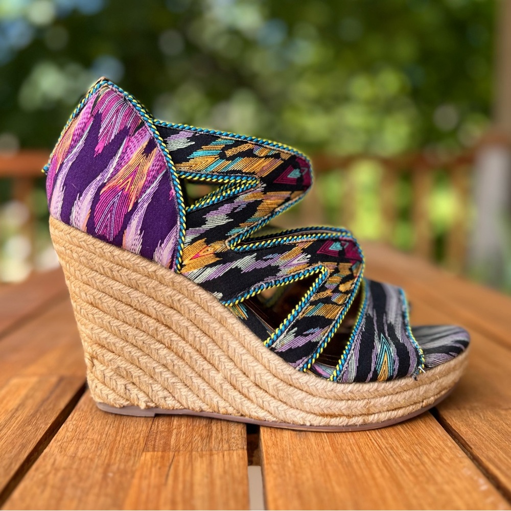 CYNTHIA VINCENT - Espadrille Wedge Sandals - Jude Ikat - Sz. 9.5 - used
